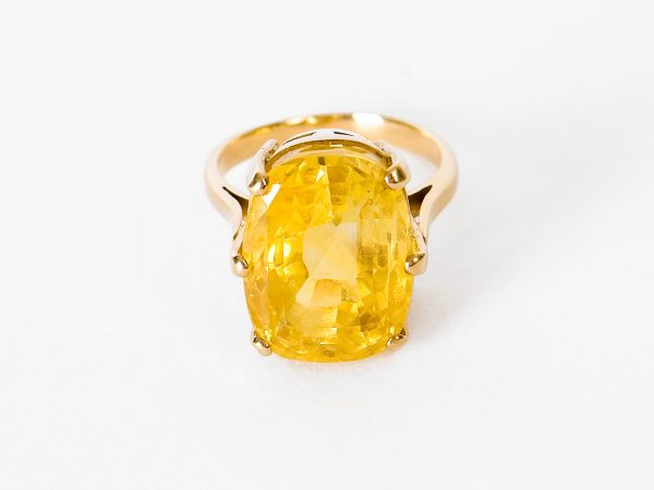 Yellow Sapphire Set Dress Ring Yellow Sapphire Set Dress Ring