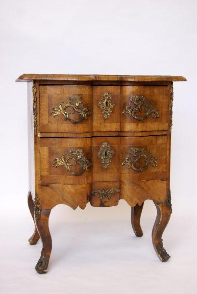 French Walnut Commode. French Walnut Commode.