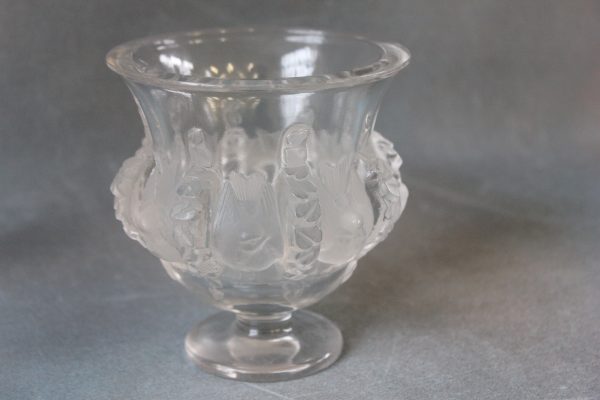 A Lalique Glass “Dampierre” Pattern Vase.
