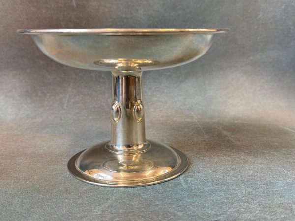 An Edward VII Silver Tazza. An Edward VII Silver Tazza.