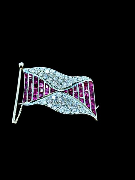 A Platinum Flag Design Brooch.