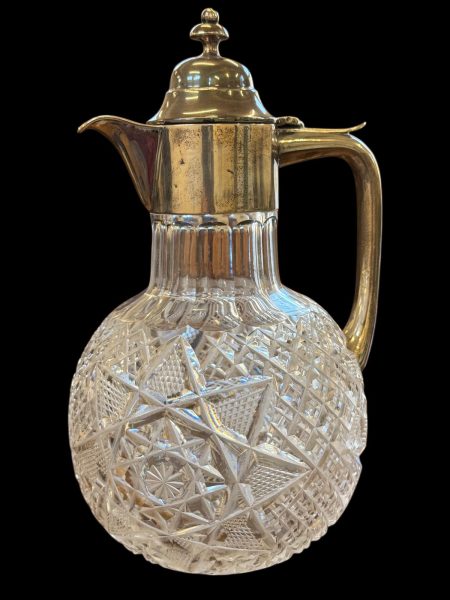 A George V Claret Jug.